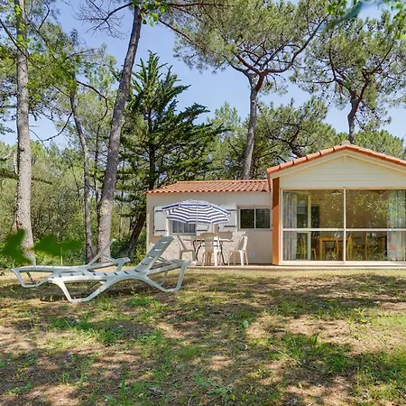 2 Bedroom Gorgeous In La Faute-sur-Mer